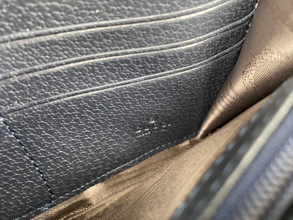 グッチ財布コピー全体デザイン